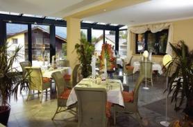 Rakouský hotel Felsenhof s restaurací