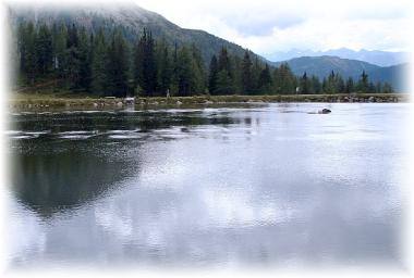 Rakouské jezero Spiegelsee